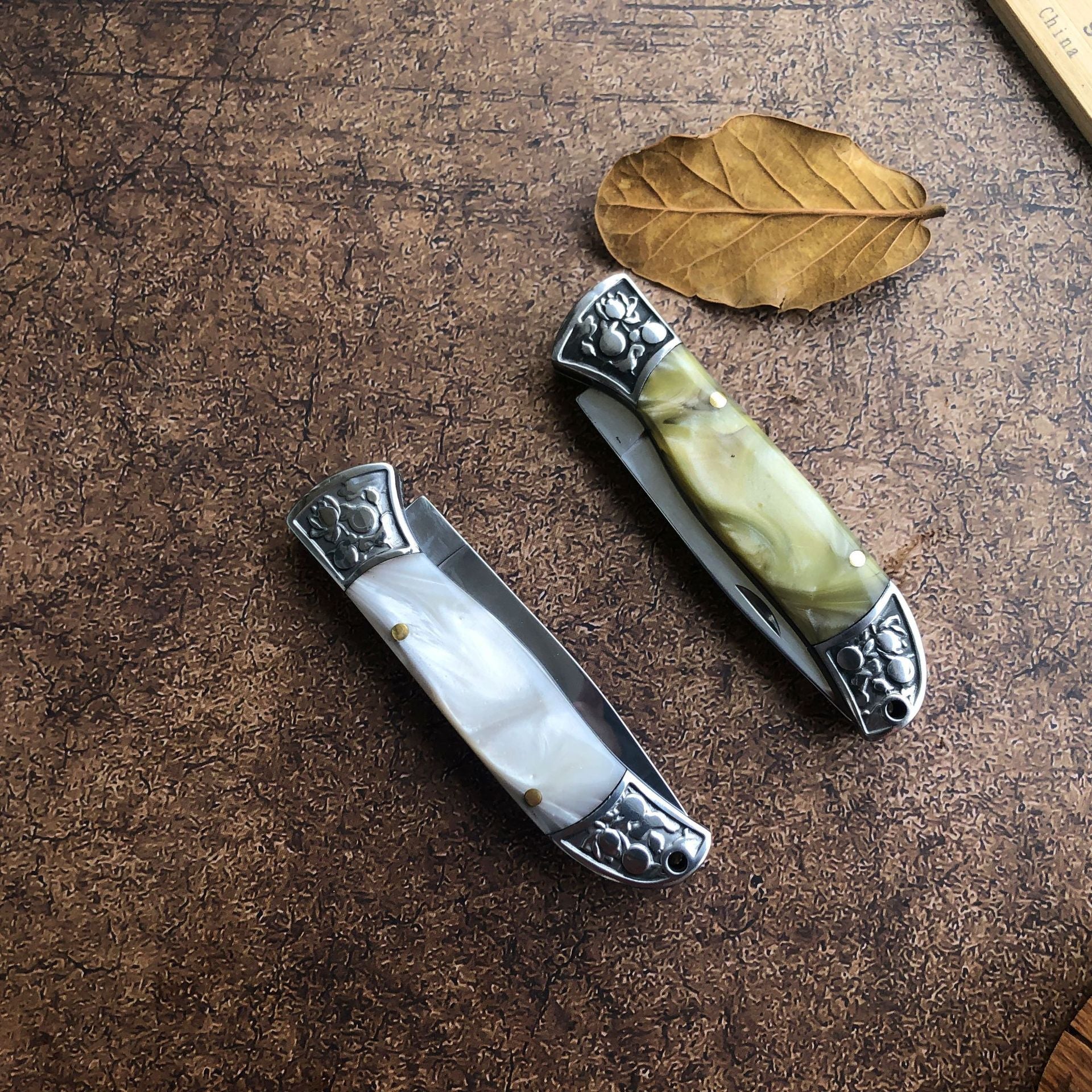 Discover the Ultimate Outdoor Folding Knife for Your Adventures