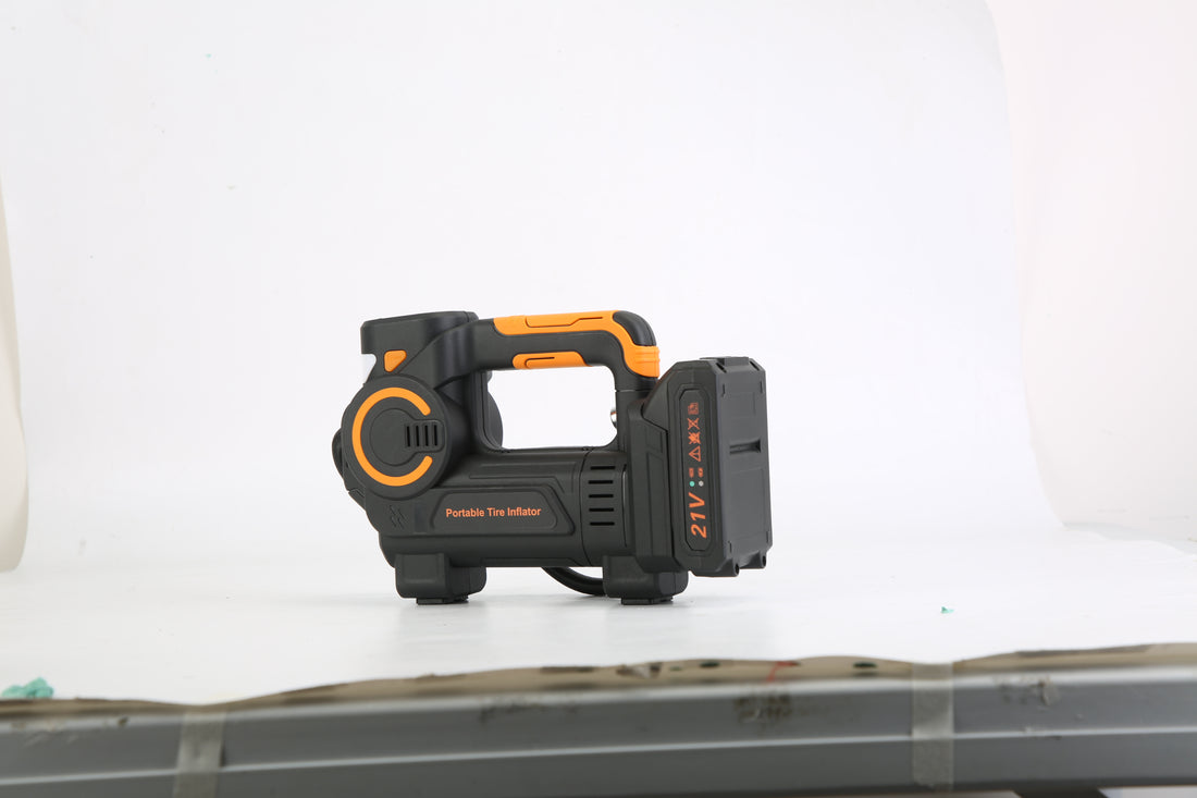 1Pc 140W 150PSI 21V Battery Powered Tire Inflator Cordless Air Inflator Digital Air Compressor With LED Light For Cars Motorcycles Bicycles Balls