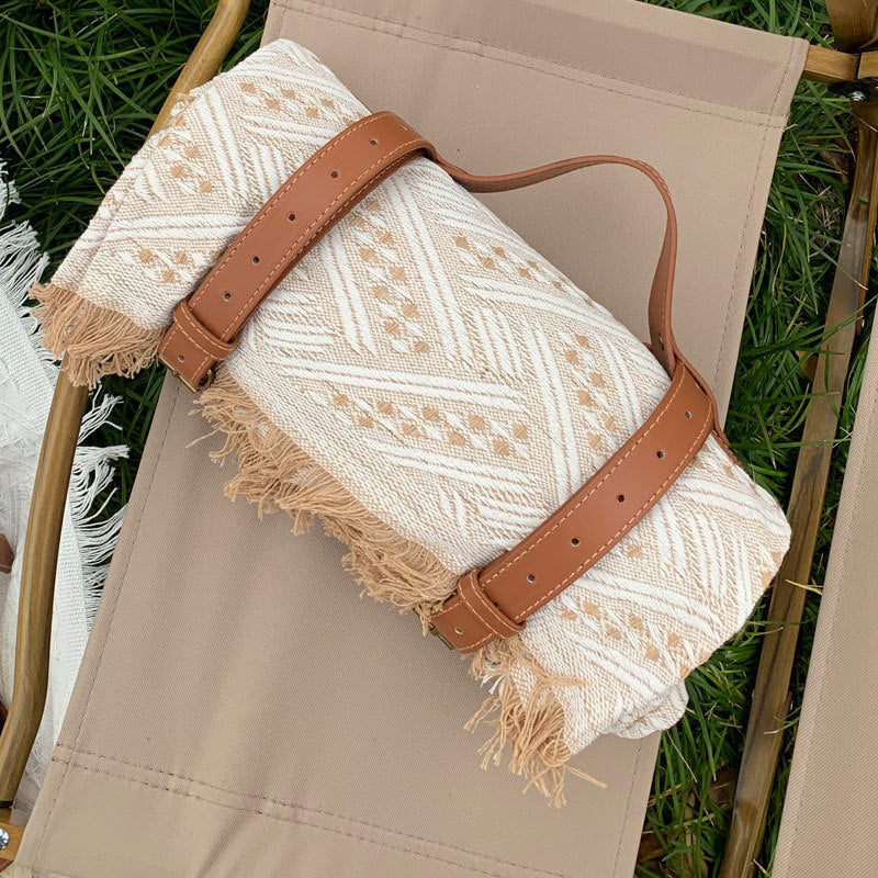 New Chessboard Plaid Knitted Thickened Camping Rugs Picnic Mat Fashion Tassel
