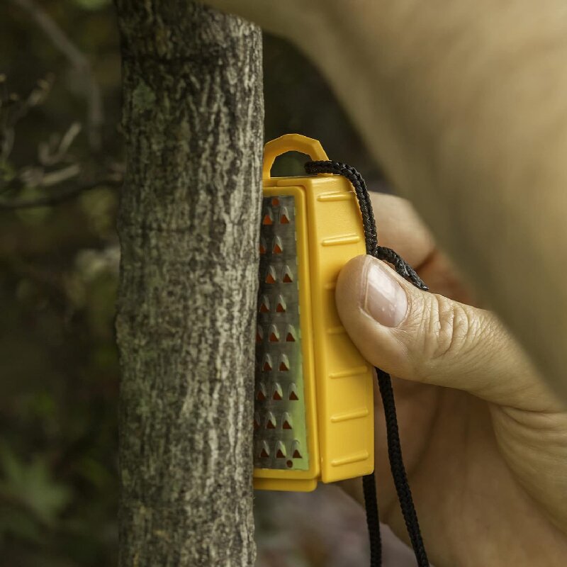 Smith's Pack Pal Tinder Maker With Fire Starter