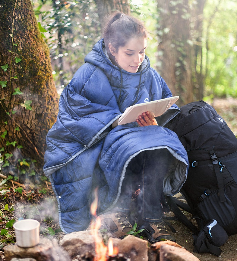 Portable Warm Camping Sleeping Bag Wearable Quilt Cloak