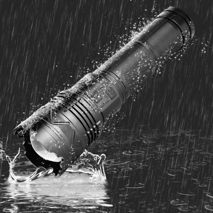 Multifunctional Zoom Strong Light Flashlight